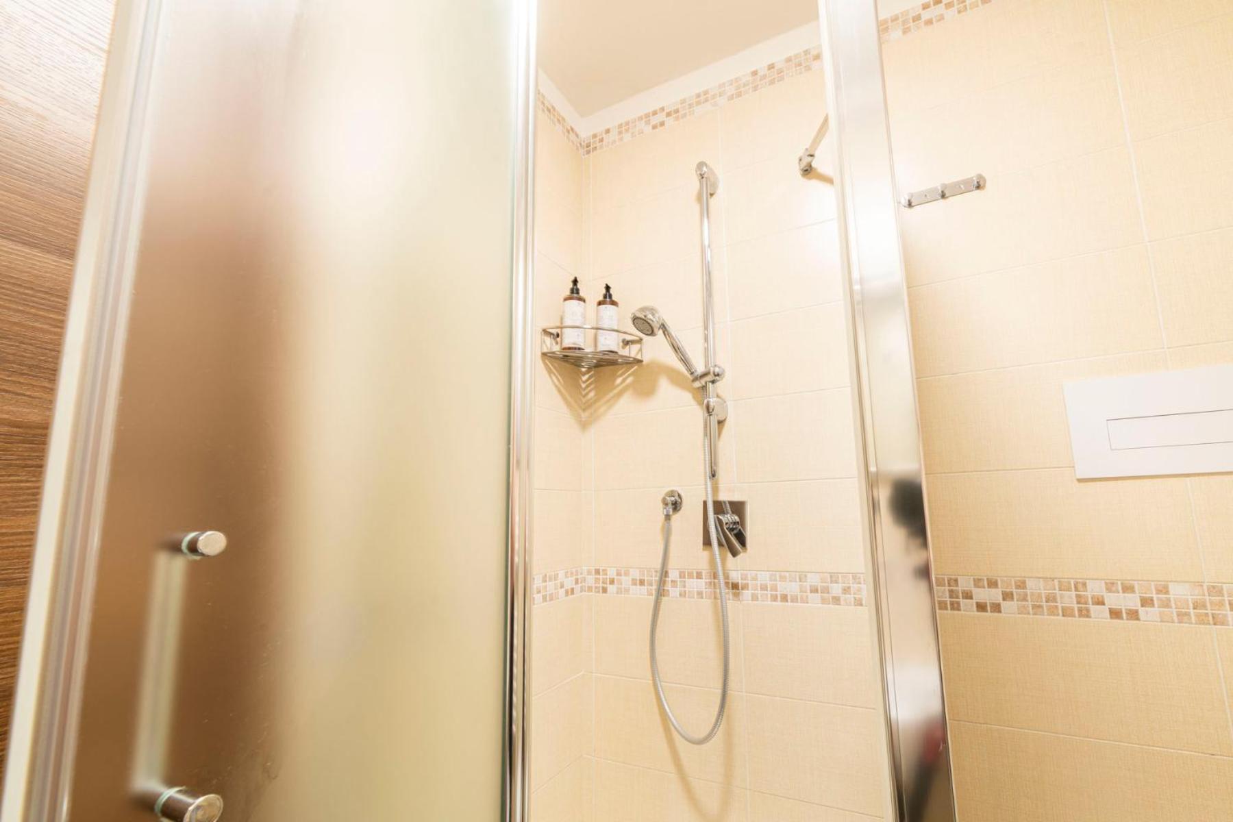 Corso 138 - Sleep & Fly - By Domusextra Bed and Breakfast Νάπολη Εξωτερικό φωτογραφία