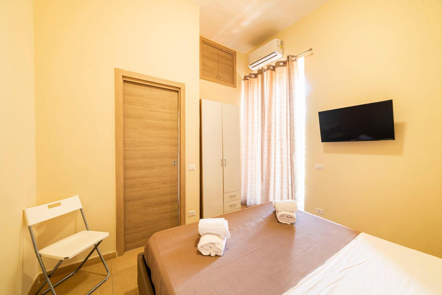 Corso 138 - Sleep & Fly - By Domusextra Bed and Breakfast Νάπολη Εξωτερικό φωτογραφία