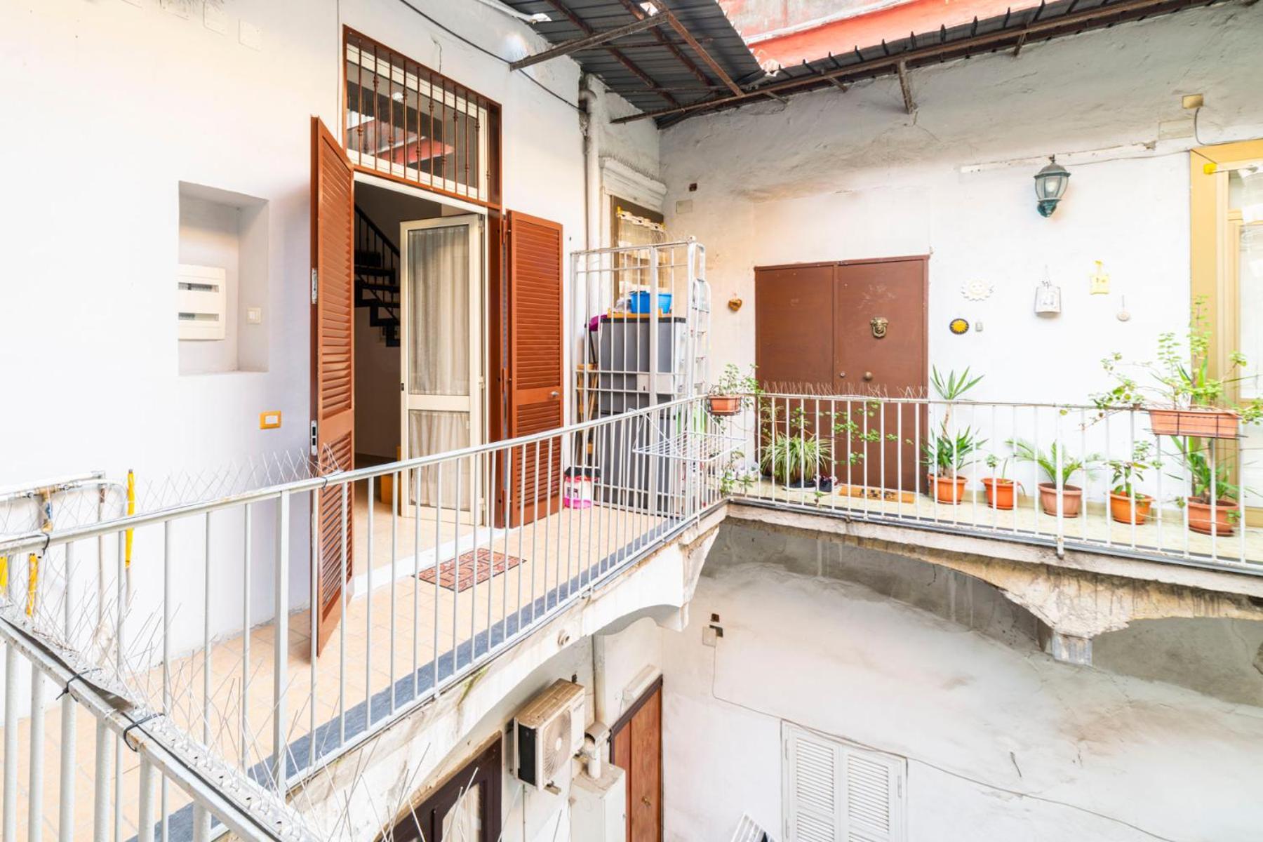 Corso 138 - Sleep & Fly - By Domusextra Bed and Breakfast Νάπολη Εξωτερικό φωτογραφία